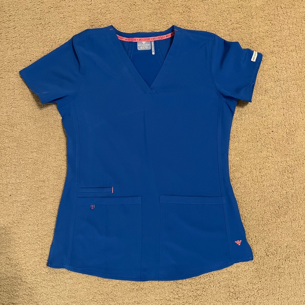 Scrub top NWOT royal blue